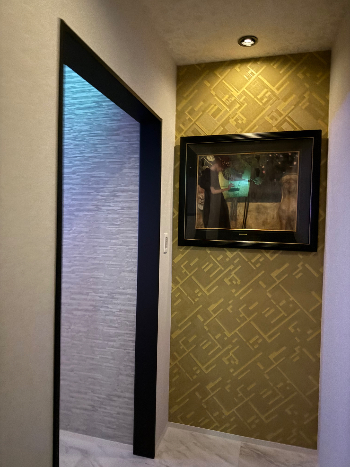 Rigolé Bar Lounge の店内